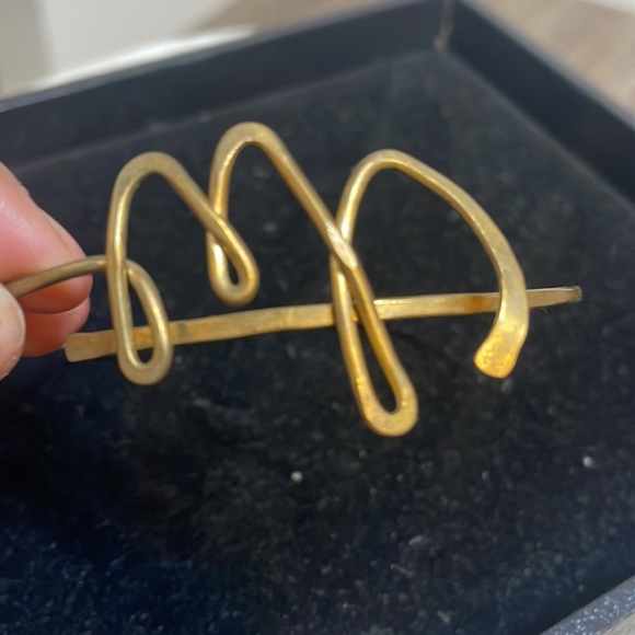 Virgo Symbol Brass Arm Cuff - Picture 2 of 6